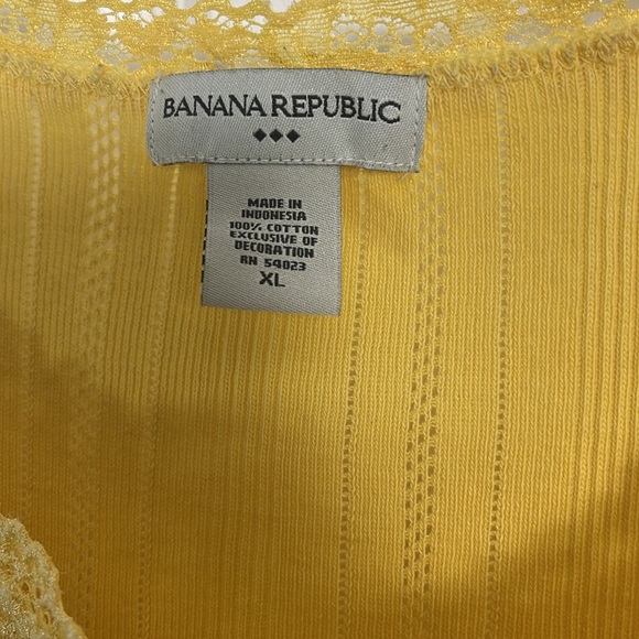 Banana Republic Yellow Frilled Tank | $5 with Purchase!| Size XL - Picture 3 of 6